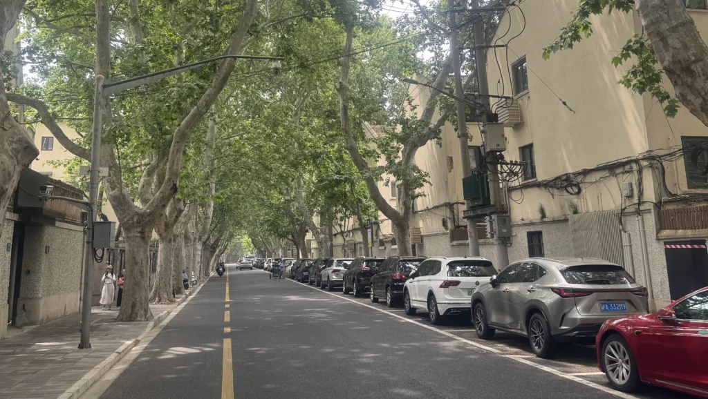 GATHERINGの店の外